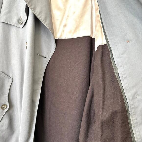 Vintage 1970s Christian Dior Trench Coat, Size 40S - Picture 9 of 16